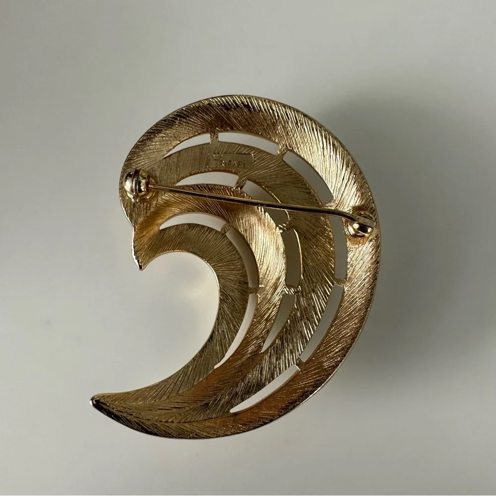 Trifari White Enamel and Gold Tone Brooch-Signed Crown Trifari Vintage